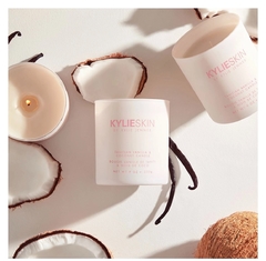 ** PRE ORDEN ** TAHITIAN VANILLA & COCONUT CANDLE • KYLIE SKIN - comprar en línea