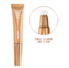 ** PRE ORDEN** Charlotte Tilbury - Beauty Highlighter Wand