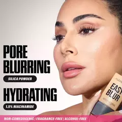 Imagen de **PRE ORDEN** HUDA BEAUTY - Easy Blur Natural Airbrush Foundation with Niacinamide