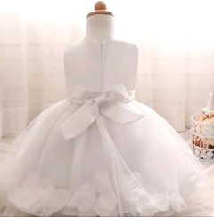 Vestido Batizado Festa Bebê Pétalas De Rosas Branca na internet