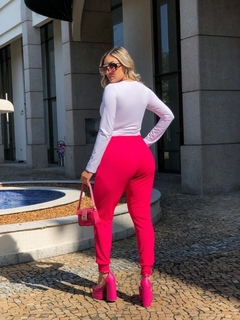 Calça Canelada Com Elástico No Cós e Bolso Pink na internet