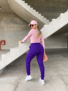 Calça Canelada Com Elástico No Cós e Bolso Violeta - comprar online