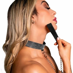 Choker Strass Com Guia Dominatrixxx - comprar online