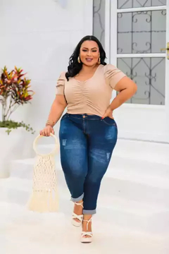 Cropped Plus Size Manga Princesa Amêndoas - Ímpeto Modas