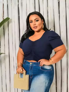 Cropped Plus Size Manga Princesa Azul Marinho - comprar online