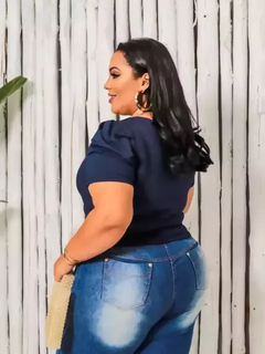 Cropped Plus Size Manga Princesa Azul Marinho na internet