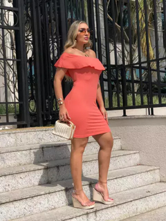 Vestido Curto Canelado Babado em Cima Acerola na internet