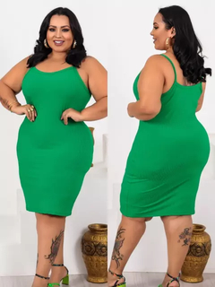 Vestido Alcinha Plus Size Verde Esmeralda