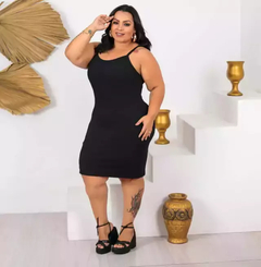 Vestido Alcinha Plus Size Preto na internet