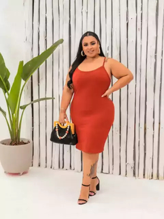 Vestido Alcinha Plus Size Terracota na internet