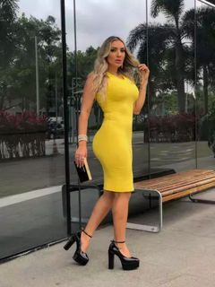 Vestido Midi Canelado Regata Amarelo