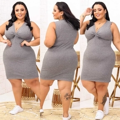 Vestido Midi Canelado Nozinho Plus Size Cinza