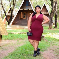 Vestido Midi Canelado Nozinho Plus Size Marsala