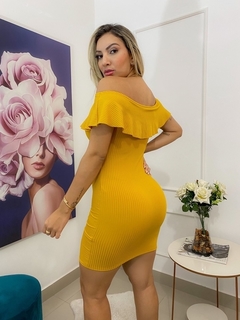 Vestido Curto Canelado Babado em Cima Mostarda - Ímpeto Modas