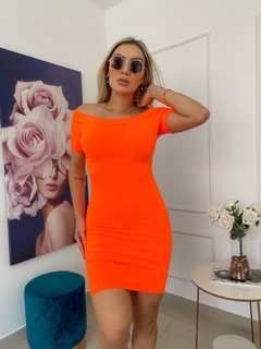 Vestido Curto Canelado Ombro a Ombro Com Manguinha Laranja Neon na internet