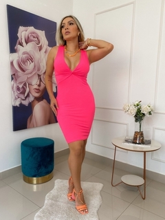 Vestido Curto Canelado Nozinho Pink Neon - comprar online