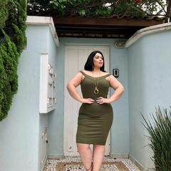 Vestido Canelado Ombro A Ombro Sem Manga Plus Size na internet