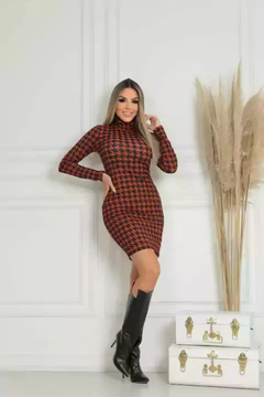 Vestido Midi Gola Alta Manga Longa Pied De Poule Preto Com Terracota na internet