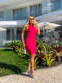 Vestido Midi Canelado Gola Alta Sem Manga Pink na internet