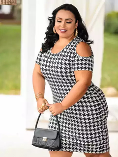 Vestido Midi Canelado Recorte Na Manga Plus Size Pied De Poule - Ímpeto Modas