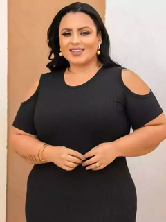 Vestido Midi Canelado Recorte Na Manga Plus Size Preto - loja online