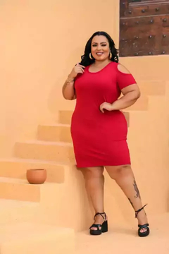 Vestido Midi Canelado Recorte Na Manga Plus Size Vermelho - comprar online