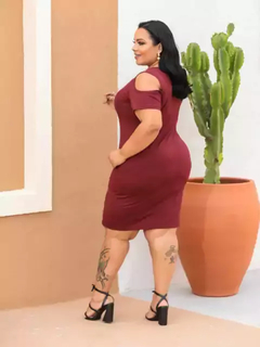 Vestido Midi Canelado Recorte Na Manga Plus Size Marsala - Ímpeto Modas