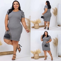 Vestido Midi Canelado Manga Bufante Plus Size Cinza