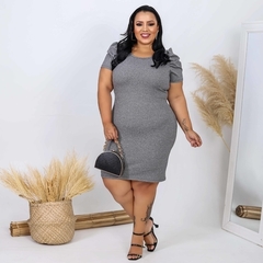 Vestido Midi Canelado Manga Bufante Plus Size Cinza - comprar online