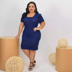 Vestido Midi Canelado Manga Bufante Plus Size Pied De Poule Preto Com Azul Bic na internet