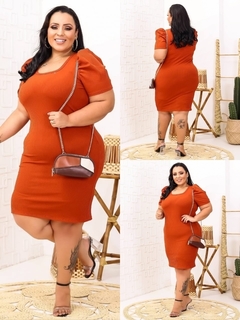 Vestido Midi Canelado Manga Bufante Plus Size Terracota