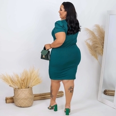 Vestido Midi Canelado Manga Bufante Plus Size Verde Jade - loja online