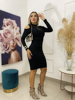 Vestido Curto Decote Gota Manga Longa Ombro Vazado Preto - Ímpeto Modas