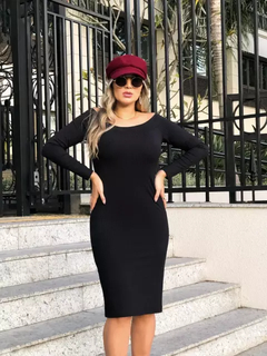 Vestido Midi Ombro a Ombro Manga Longa Preto na internet