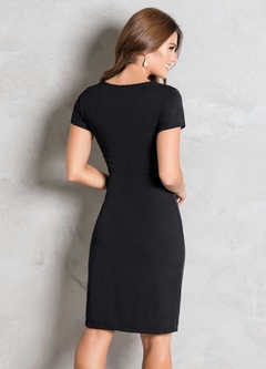 Vestido Midi Tubinho Manga Curta Preto - comprar online