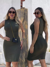 Vestido Midi Canelado Gola Alta Sem Manga Verde Militar