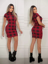 Vestido Curto Gola Alta Com Manguinha Xadrez Preto Com Vermelho