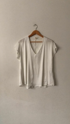 Blusa Seda con Cuello en V - comprar online