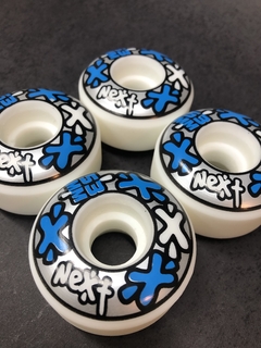 Roda De Skate Next 53mm 101A - Branca / Azul na internet