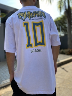 CAMISETA DHB BRASIL BRANCA na internet