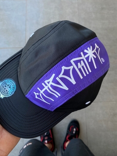 Boné Chronic 5panel preto roxo - DURAHABILIDADE SKATESHOP