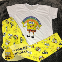 PIJAMA ESTAMPADO BOB ESPONJA + MEDIAS