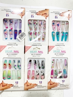 Uña postiza wear nail