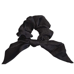 Scrunchie Xuxinha em Cetim Liso Jacke - comprar online