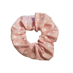 Imagem do Scrunchie Xuxinha Tecido Coração