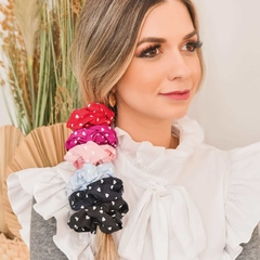 Scrunchie Xuxinha Tecido Coração - comprar online