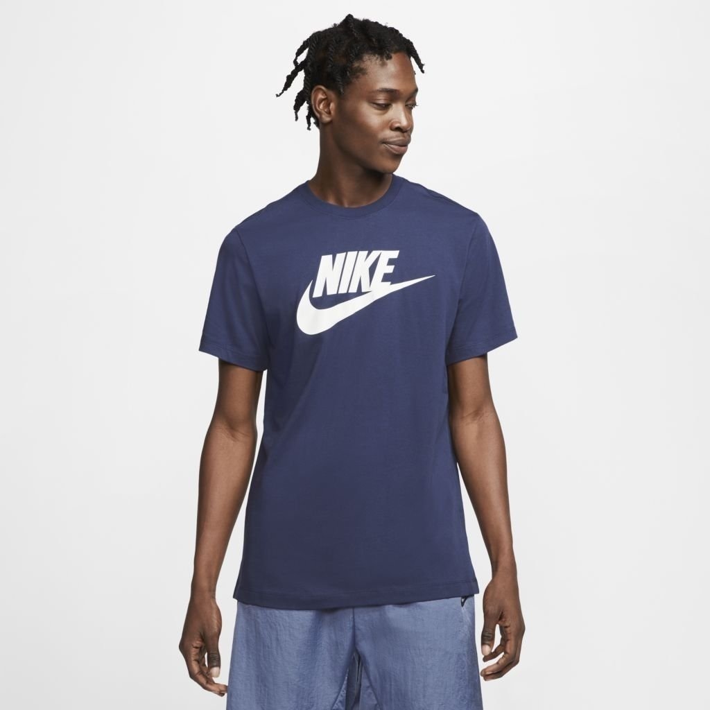 Sucesso de vendas, camisa azul do Brasil esgota e Nike corre para