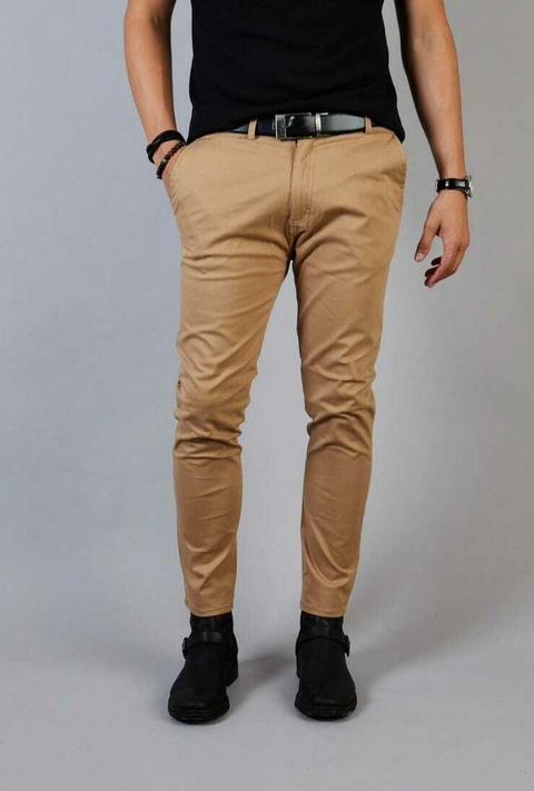 PANTALONES CORTE CHINO