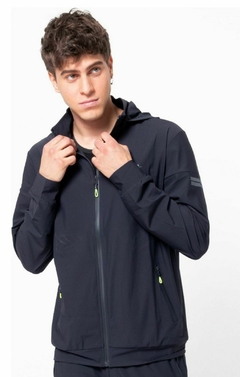 CAMPERA DEPORTIVA