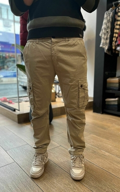 PANTALÓN NUT CARGO CAMEL - comprar online